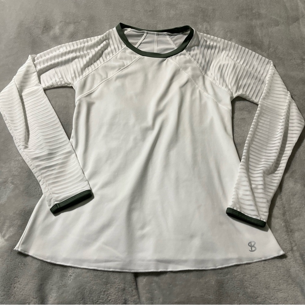 SOFIBELLA White Long Sleeve Activewear Shirt Women's S Green Trim Mesh Sleeves